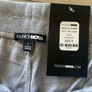Fashionova grey sweatpants size small